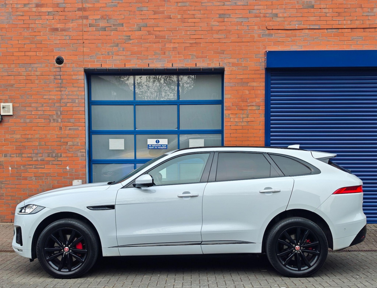 Used Jaguar F-Pace 2016 for sale - 78205277: Photo 9