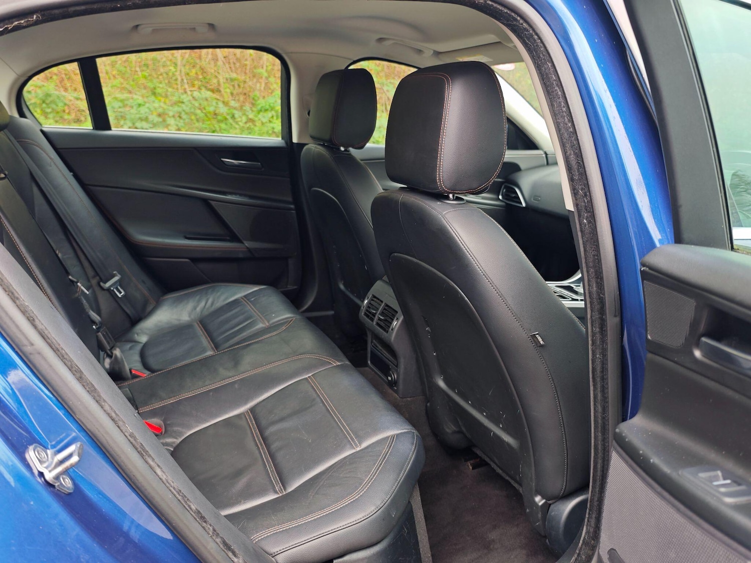 Used Jaguar XE 2015 for sale - 76727906: Photo 10