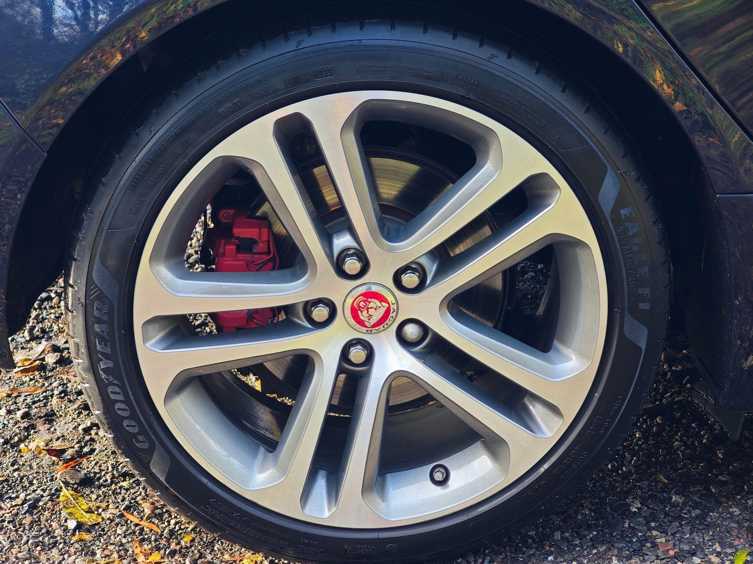 Used Jaguar XE 2017 for sale - 76633714: Photo 15