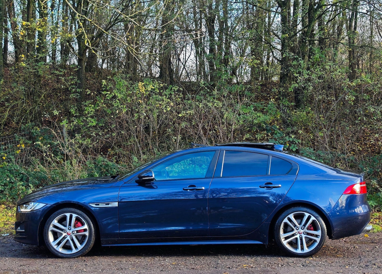 Used Jaguar XE 2017 for sale - 76633714: Photo 9