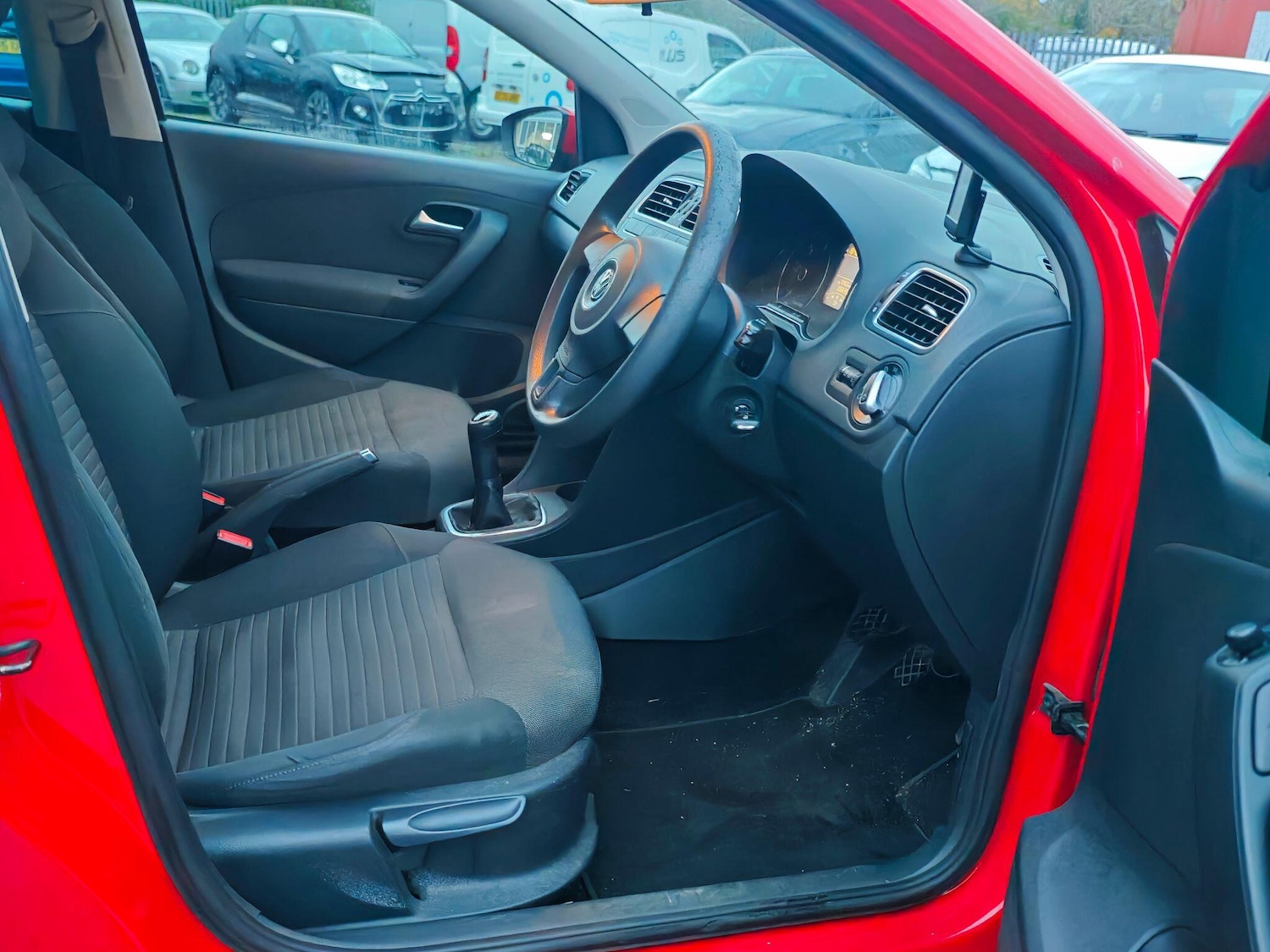 Used Volkswagen Polo 2012 for sale - 76440867: Photo 7