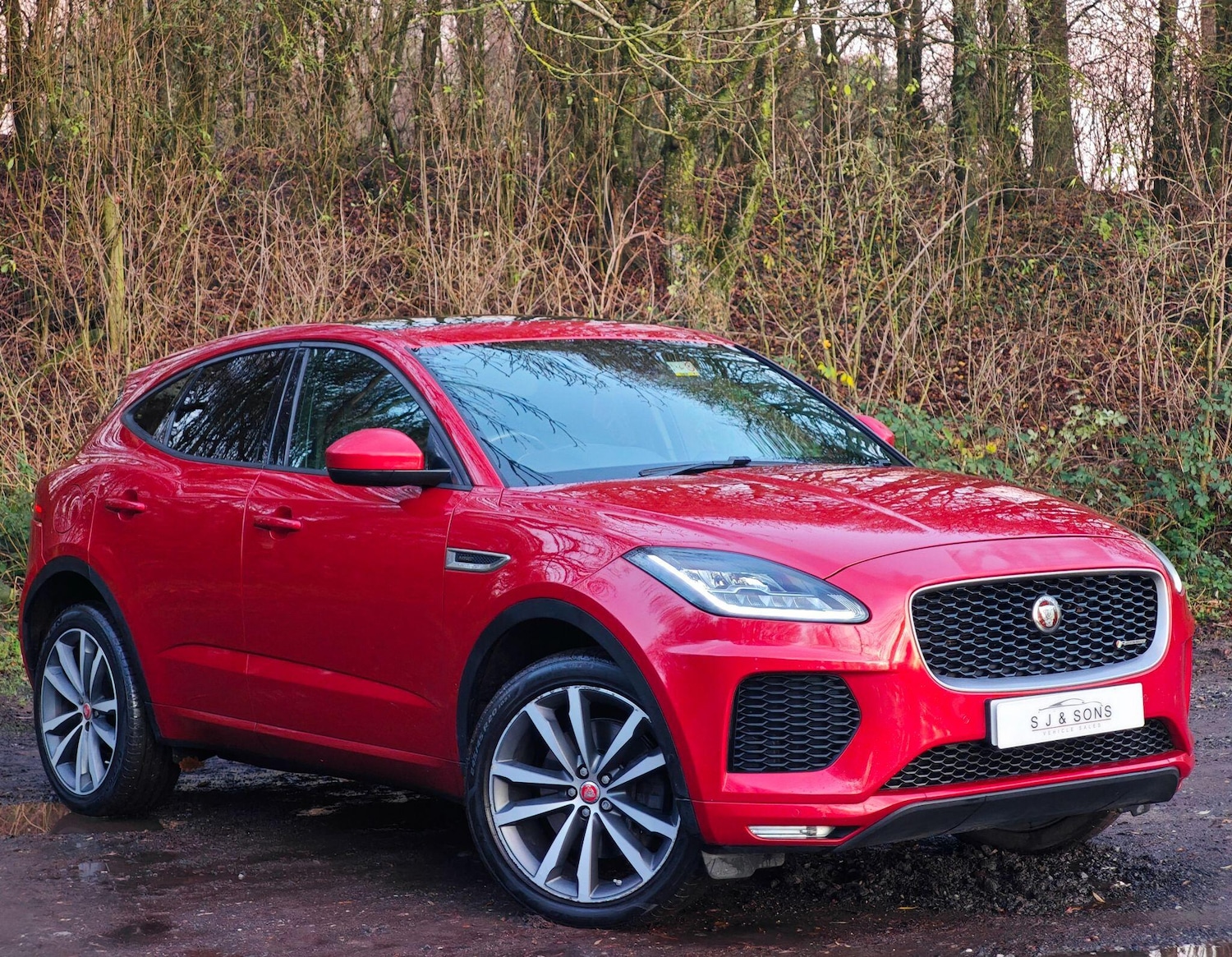Used Jaguar E-Pace 2018 for sale - 76926426: Photo 4
