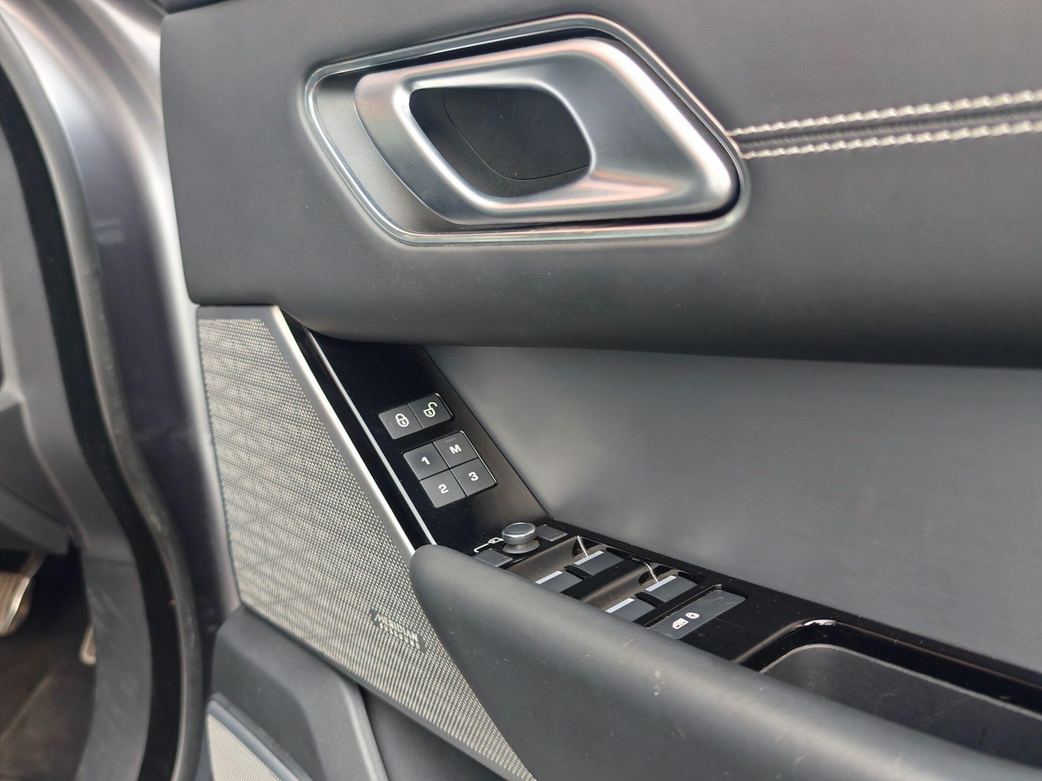 Used Land Rover Range Rover Velar 2020 for sale - 78047982: Photo 30