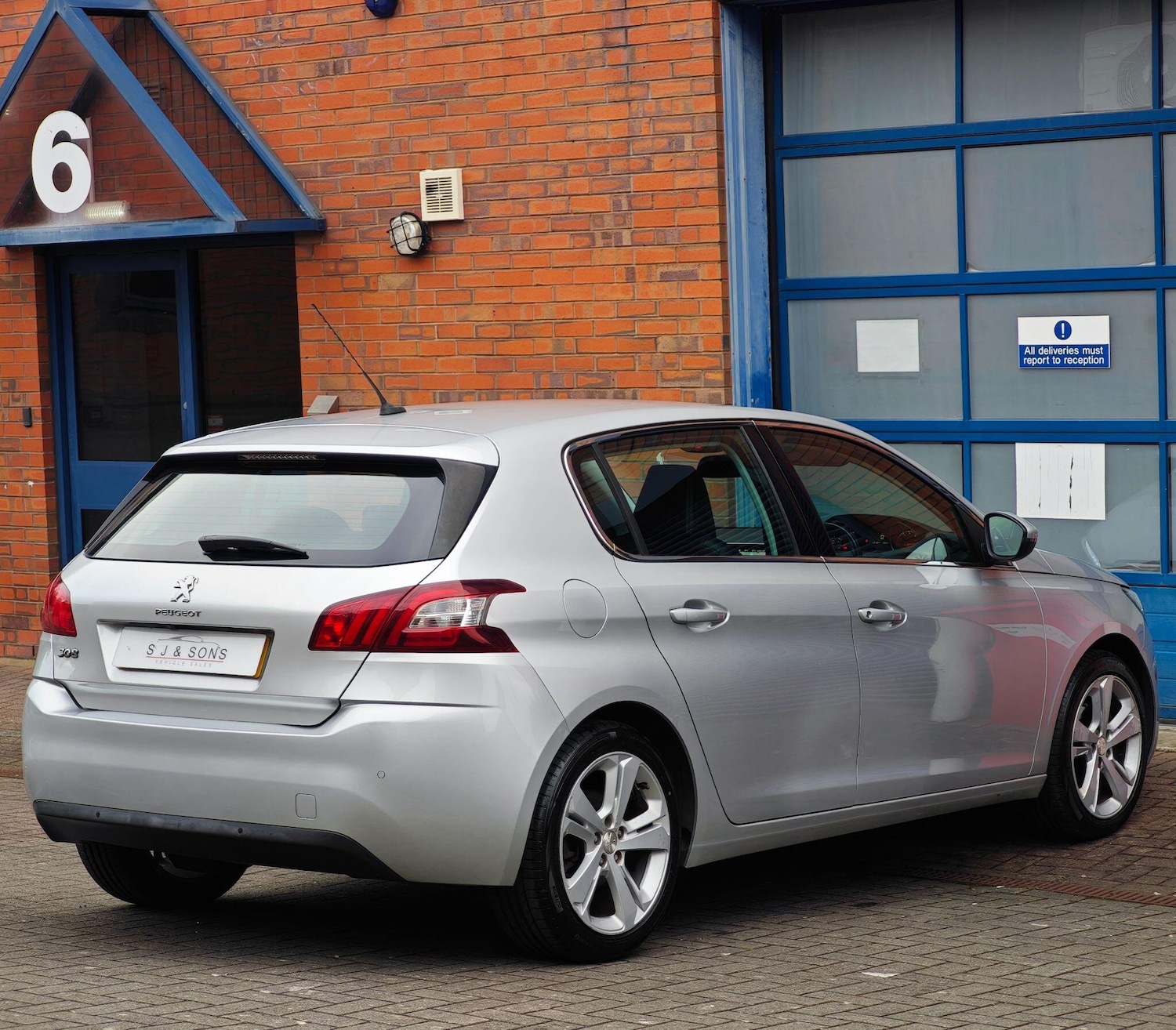 Used Peugeot 308 2014 for sale - 78100508: Photo 3