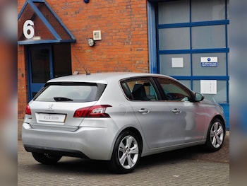 Used Peugeot 308 2014 for sale - 78100508: Photo