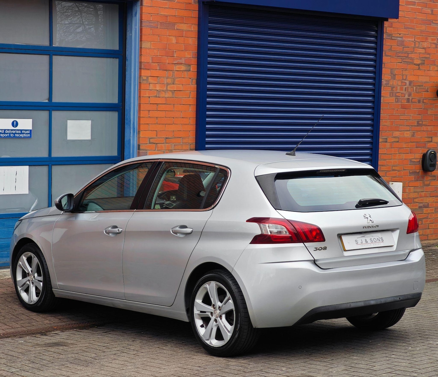 Used Peugeot 308 2014 for sale - 78100508: Photo 5