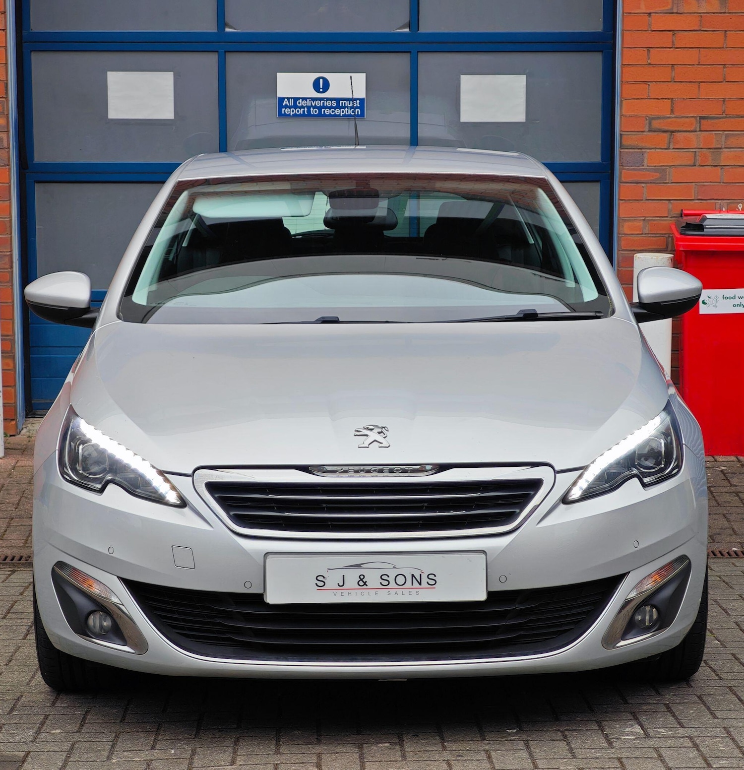 Used Peugeot 308 2014 for sale - 78100508: Photo 6