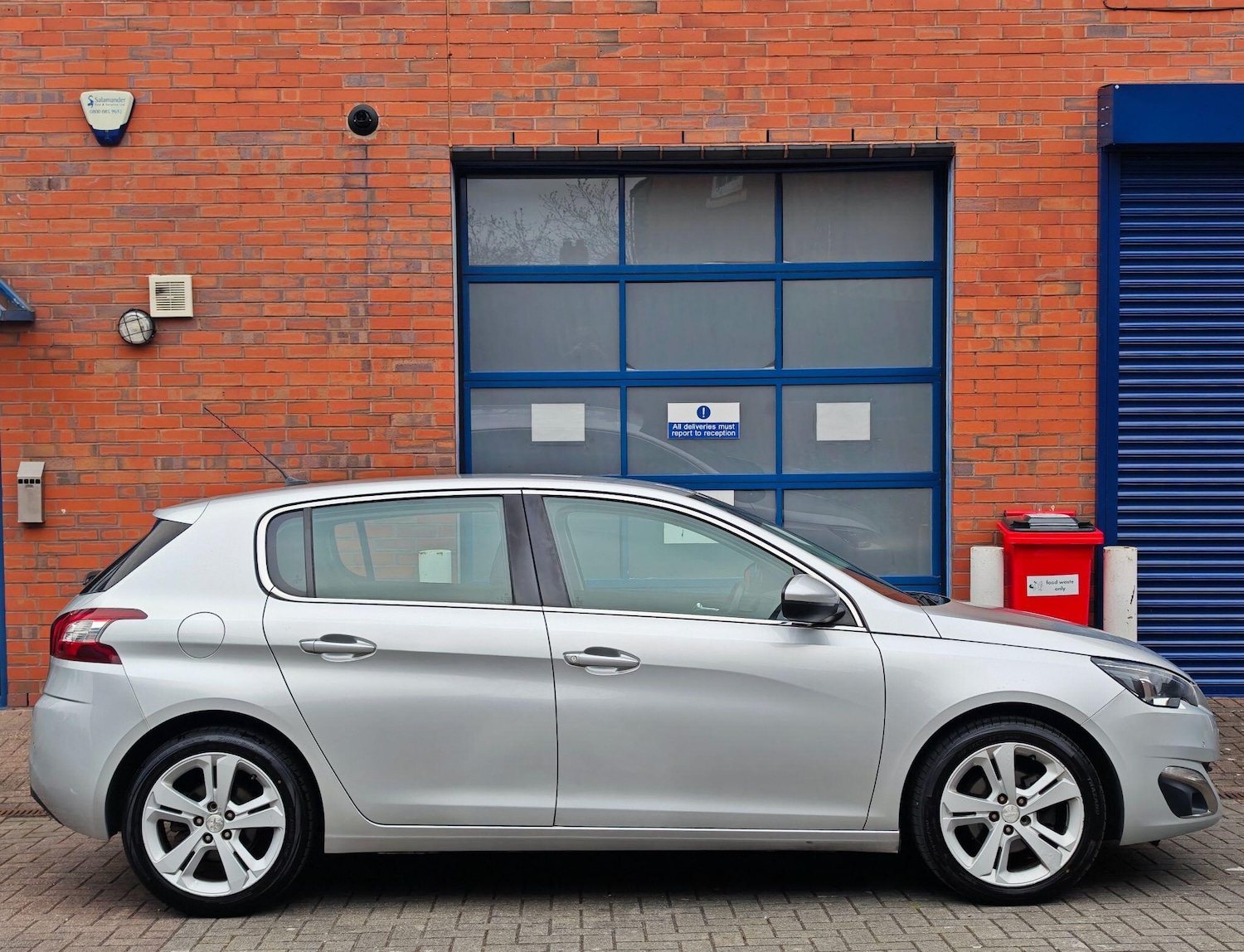 Used Peugeot 308 2014 for sale - 78100508: Photo 9
