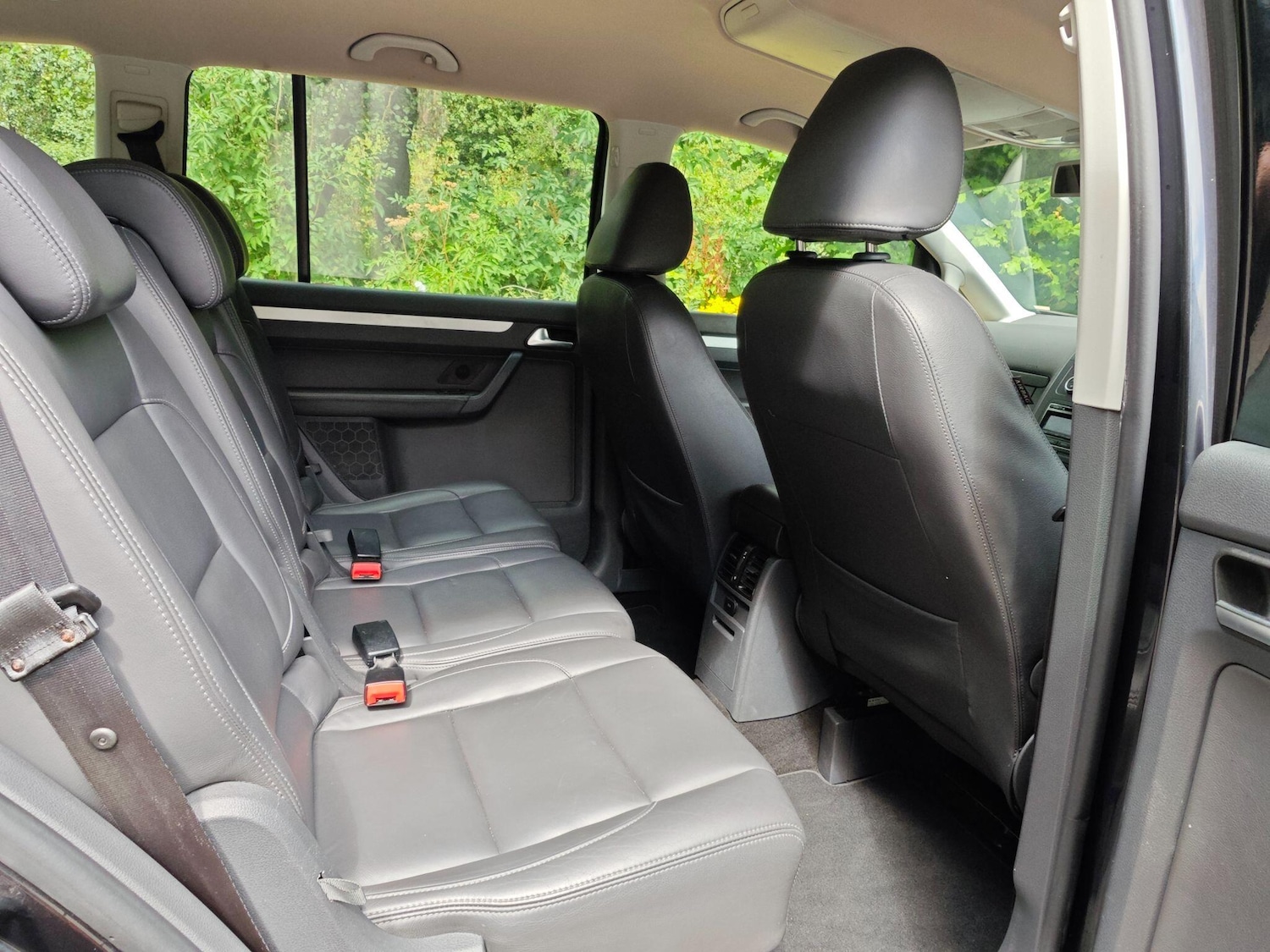 Used Volkswagen Touran 2024 for sale - 77050015: Photo 11