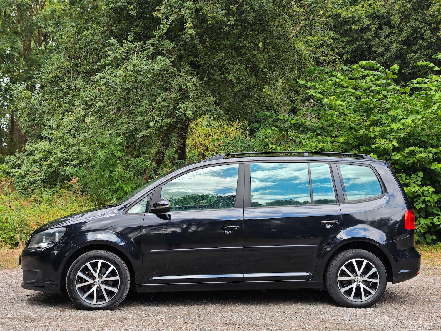 Used Volkswagen Touran 2024 for sale - 77050015: Photo 8