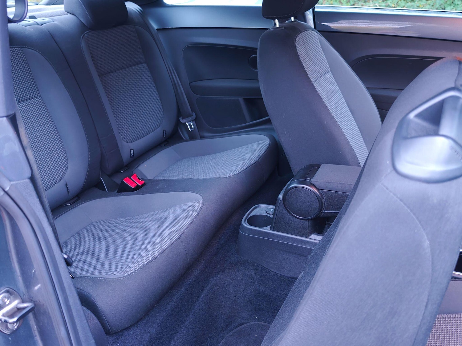 Used Volkswagen Beetle 2012 for sale - 76498878: Photo 19