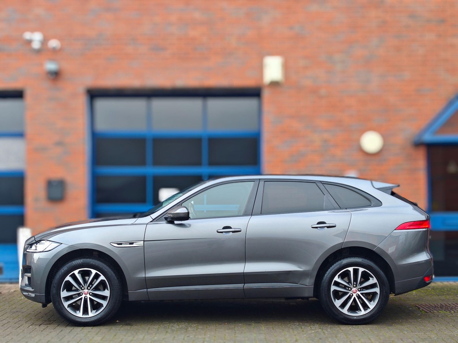 Used Jaguar F-Pace 2019 for sale - 77074937: Photo 10