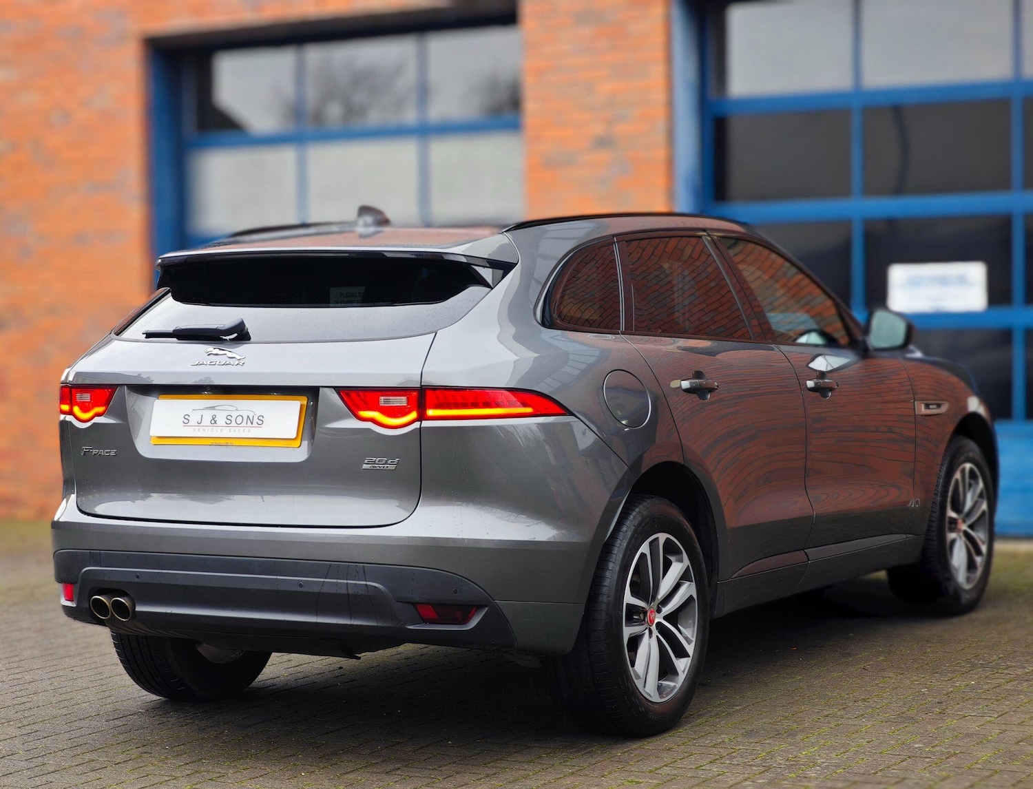 Used Jaguar F-Pace 2019 for sale - 77074937: Photo 3