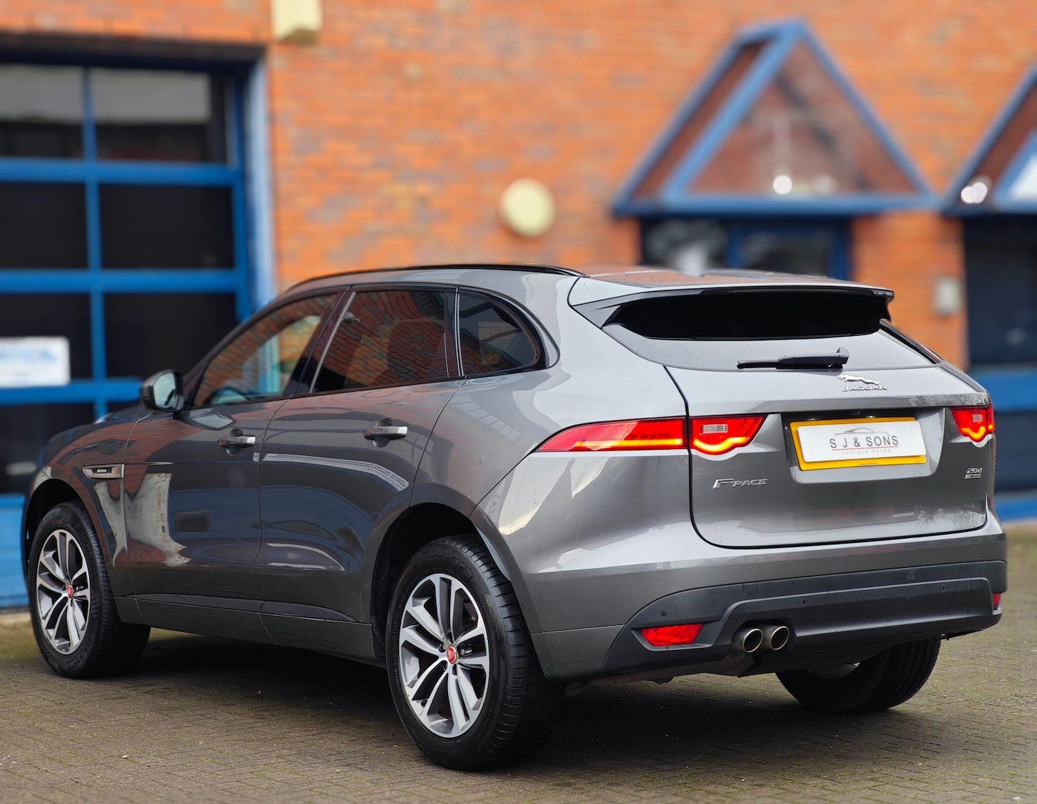 Used Jaguar F-Pace 2019 for sale - 77074937: Photo 4