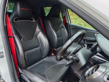 Used Renault Clio 2015 for sale - 76423670: Photo