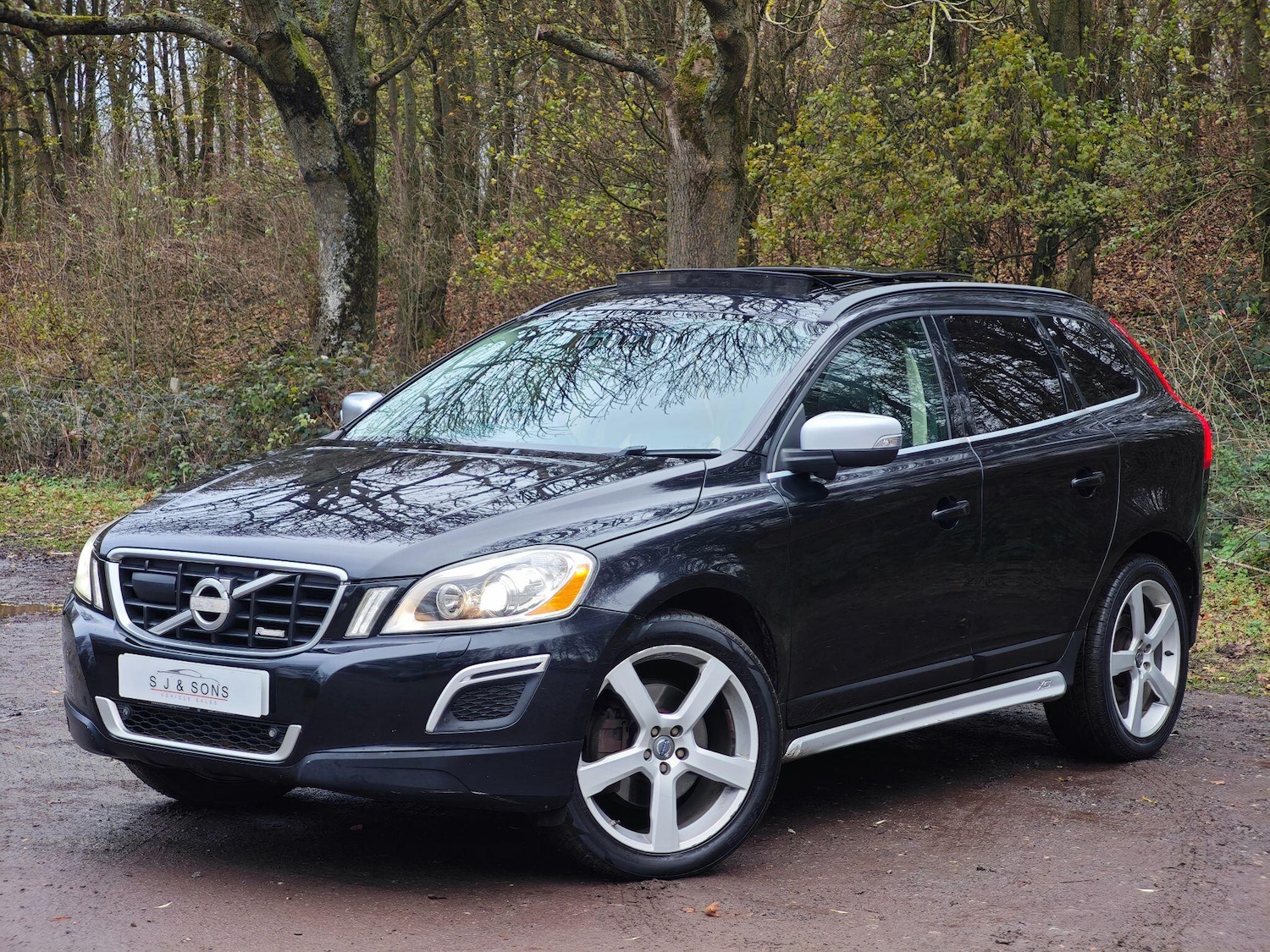 Used Volvo XC60 2012 for sale - 76727828: Photo 1