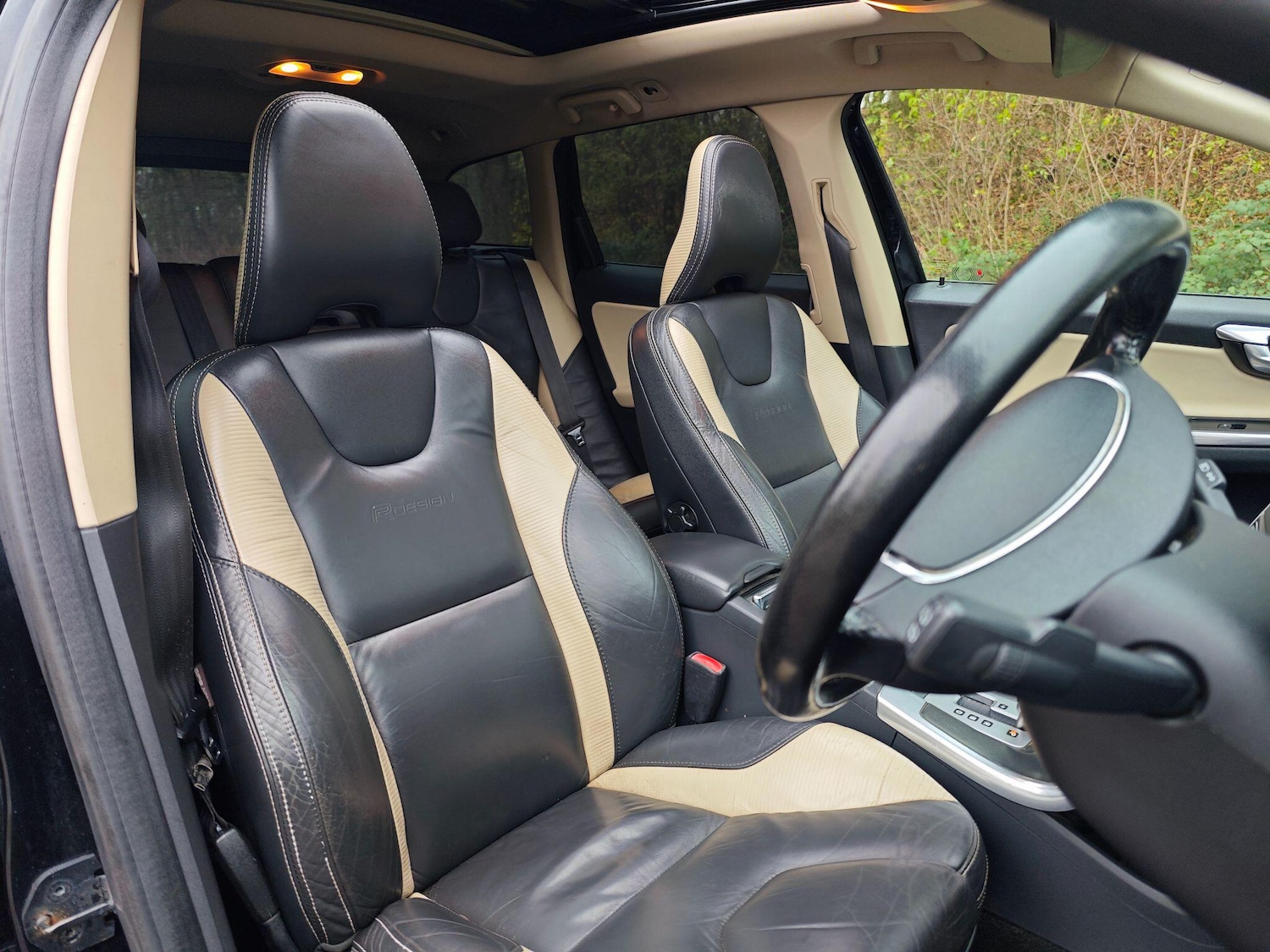 Used Volvo XC60 2012 for sale - 76727828: Photo 10