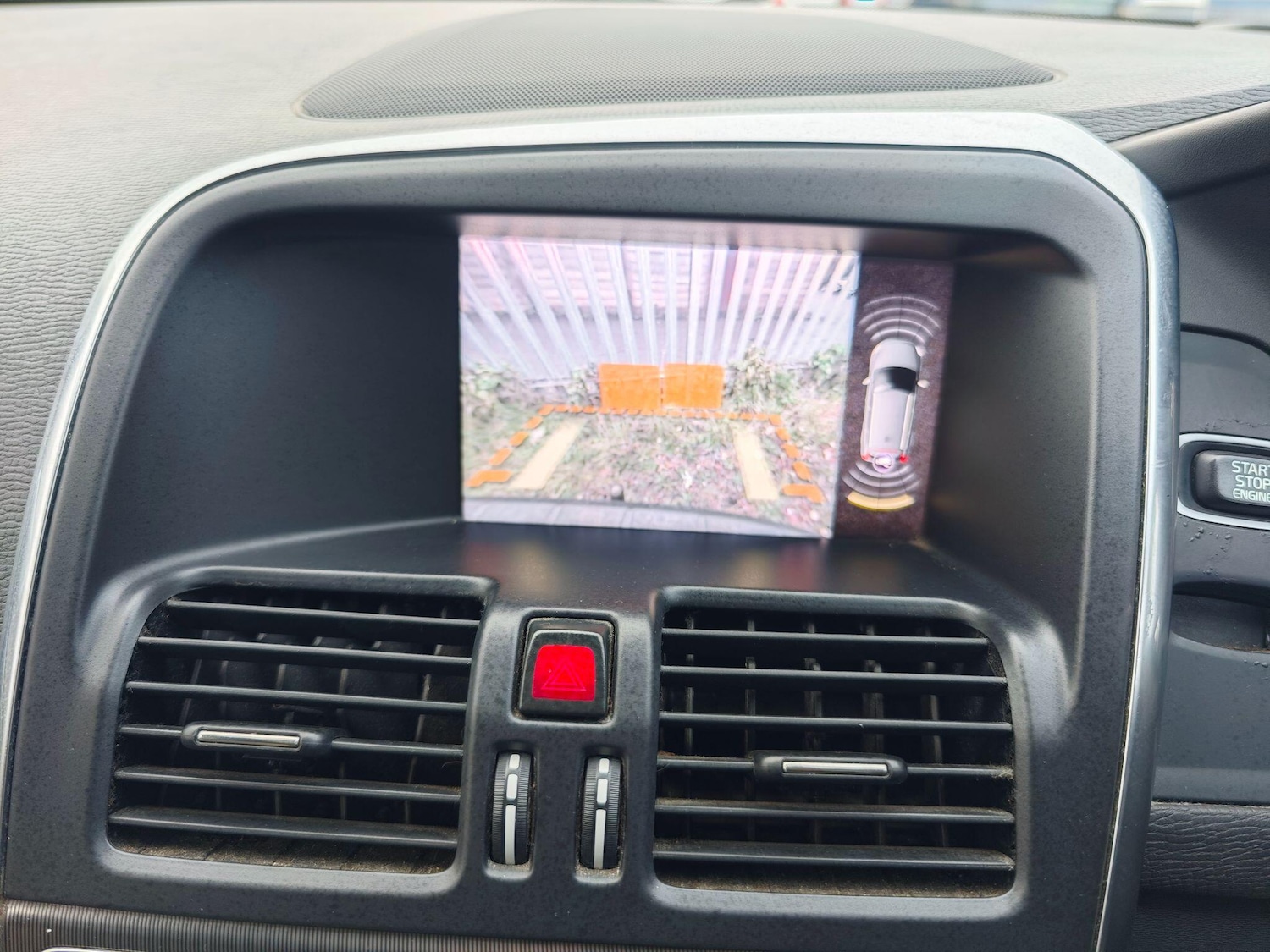 Used Volvo XC60 2012 for sale - 76727828: Photo 24