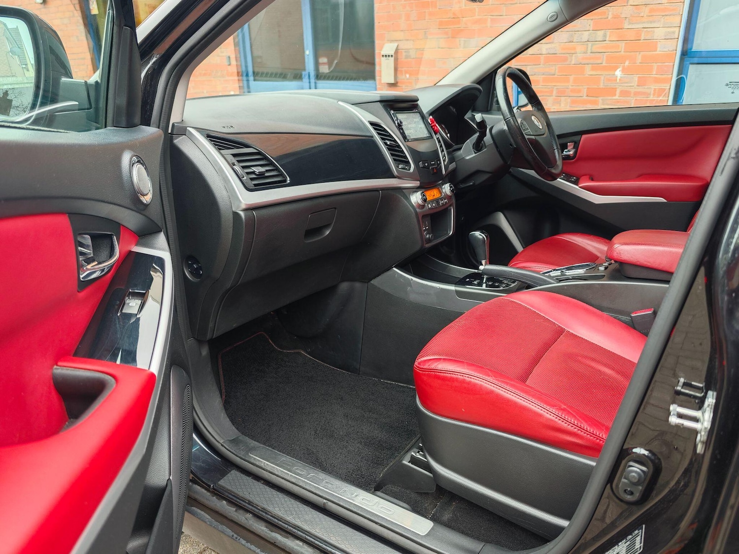 Used Ssangyong Korando 2016 for sale - 77994323: Photo 2