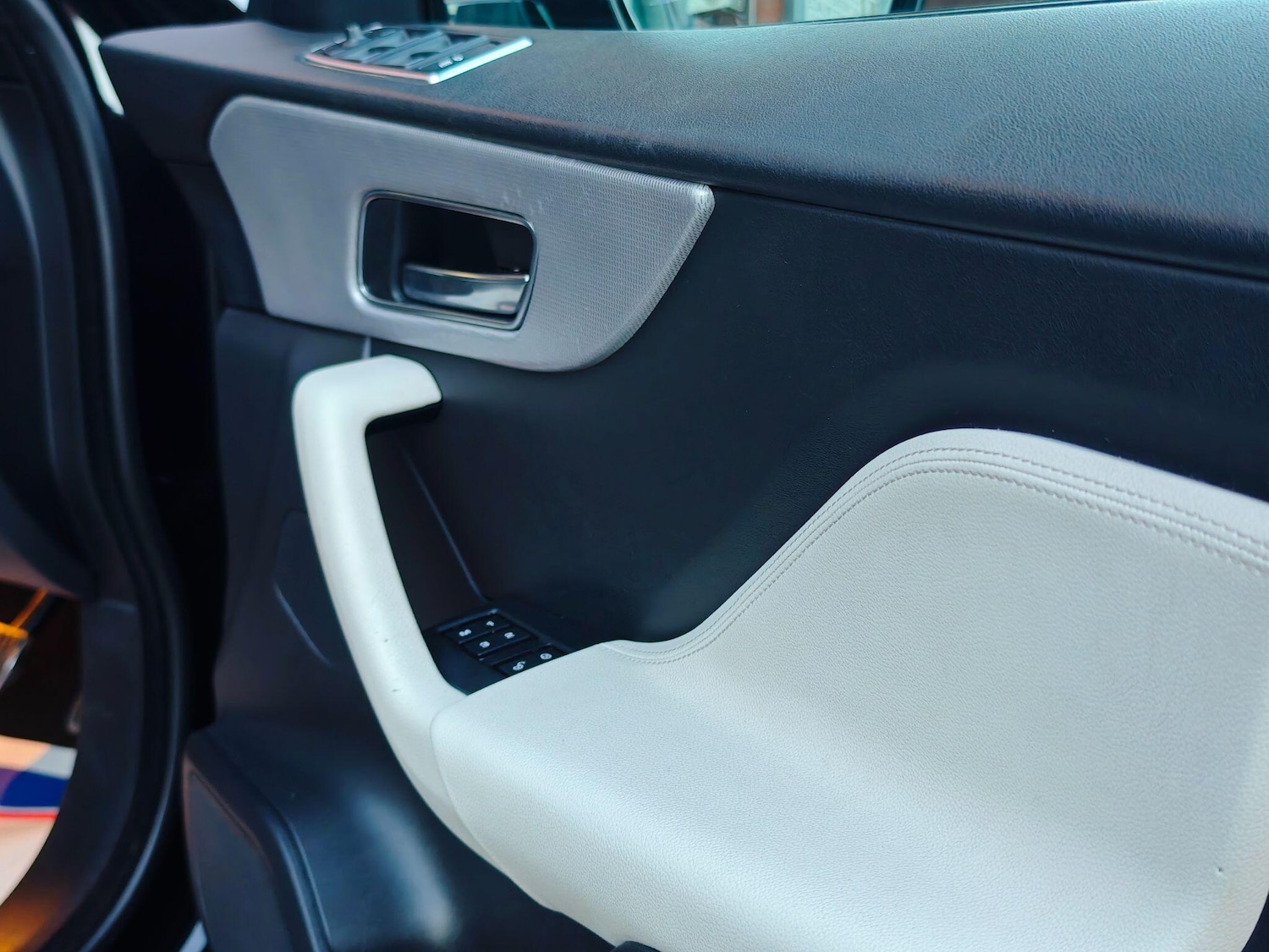 Used Jaguar F-Pace 2017 for sale - 77924776: Photo 24