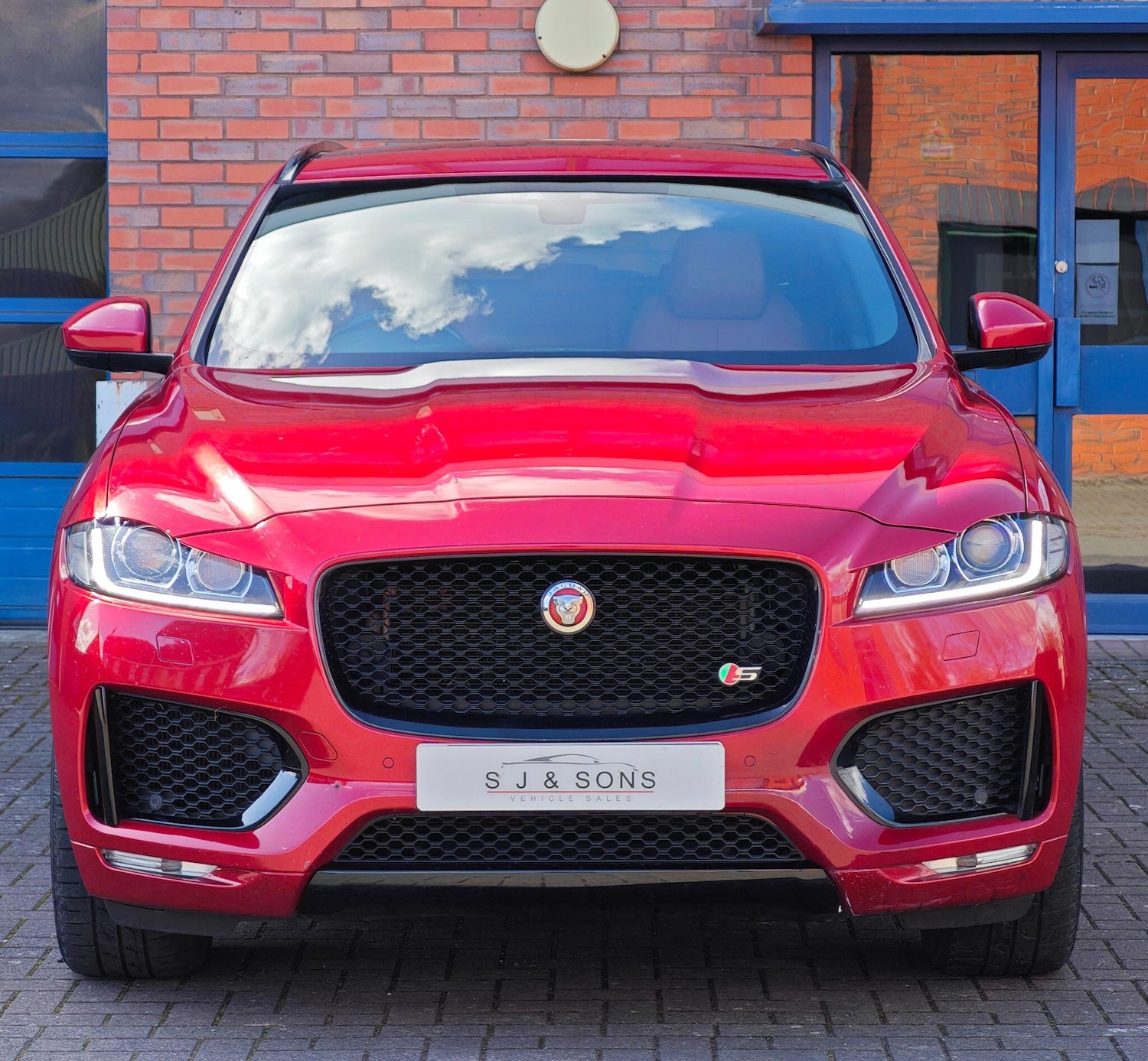 Used Jaguar F-Pace for sale - 77892289: Photo 6