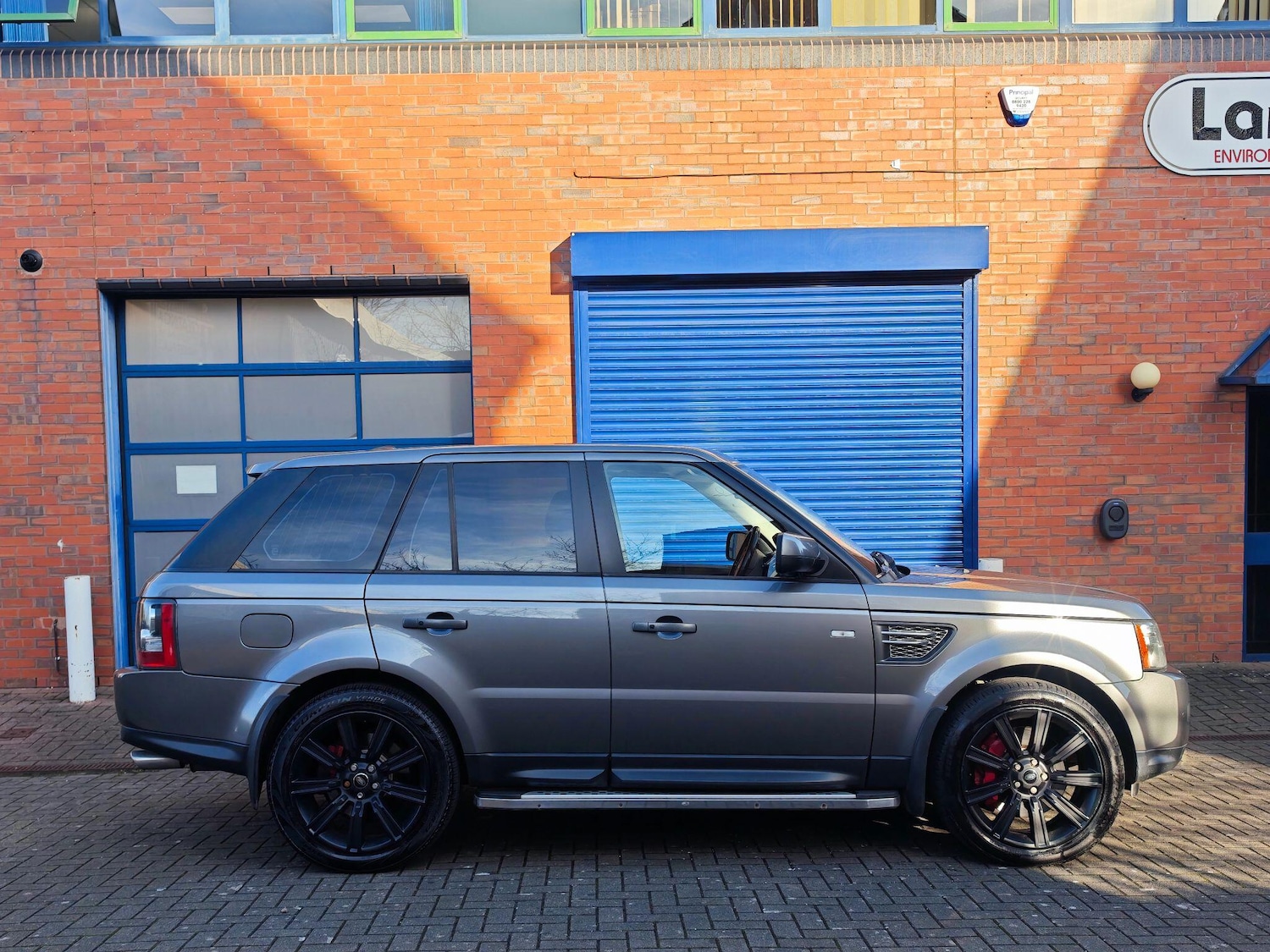 Used Land Rover Range Rover Sport 2009 for sale - 77658197: Photo 9