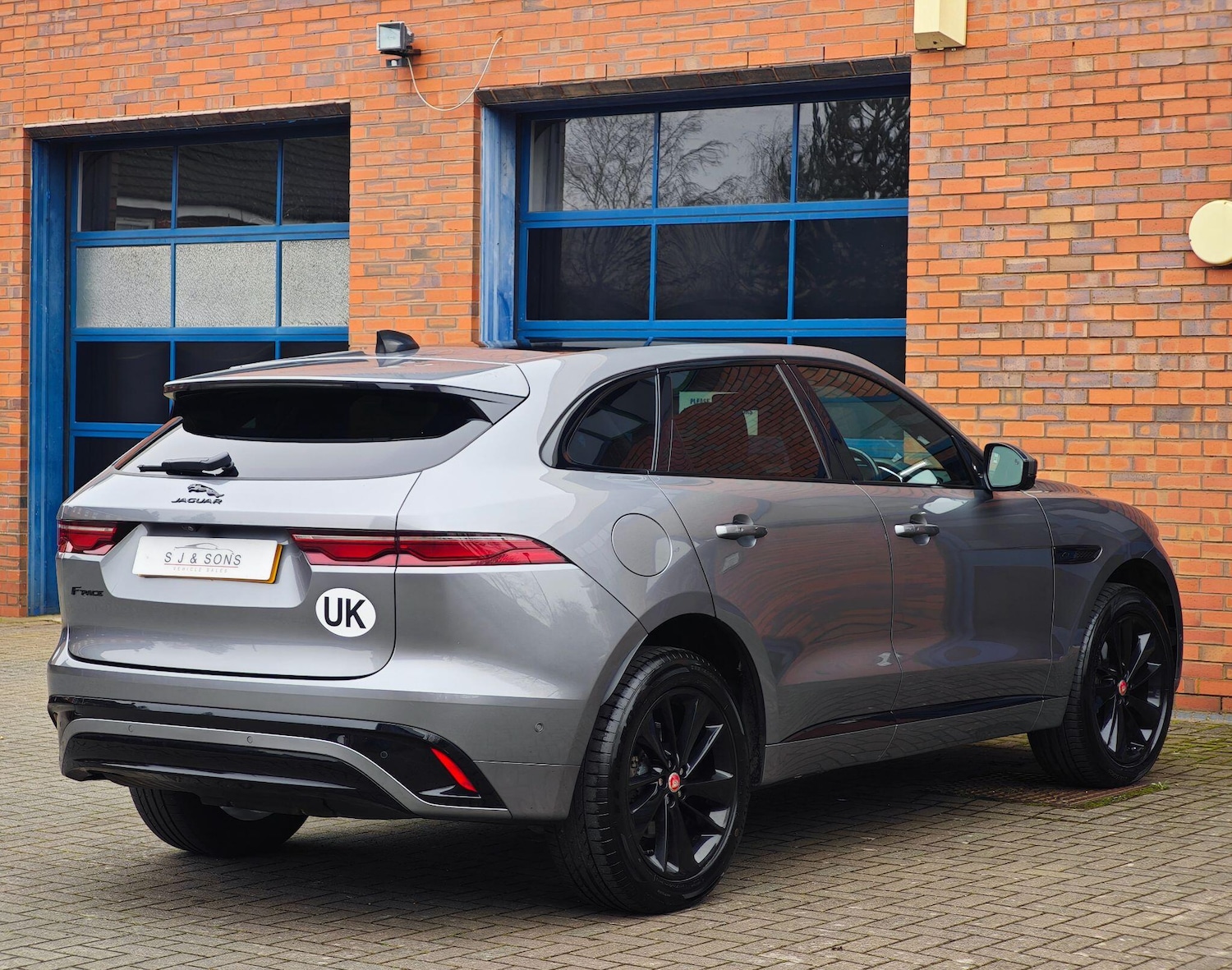 Used Jaguar F-Pace 2021 for sale - 77799456: Photo 3