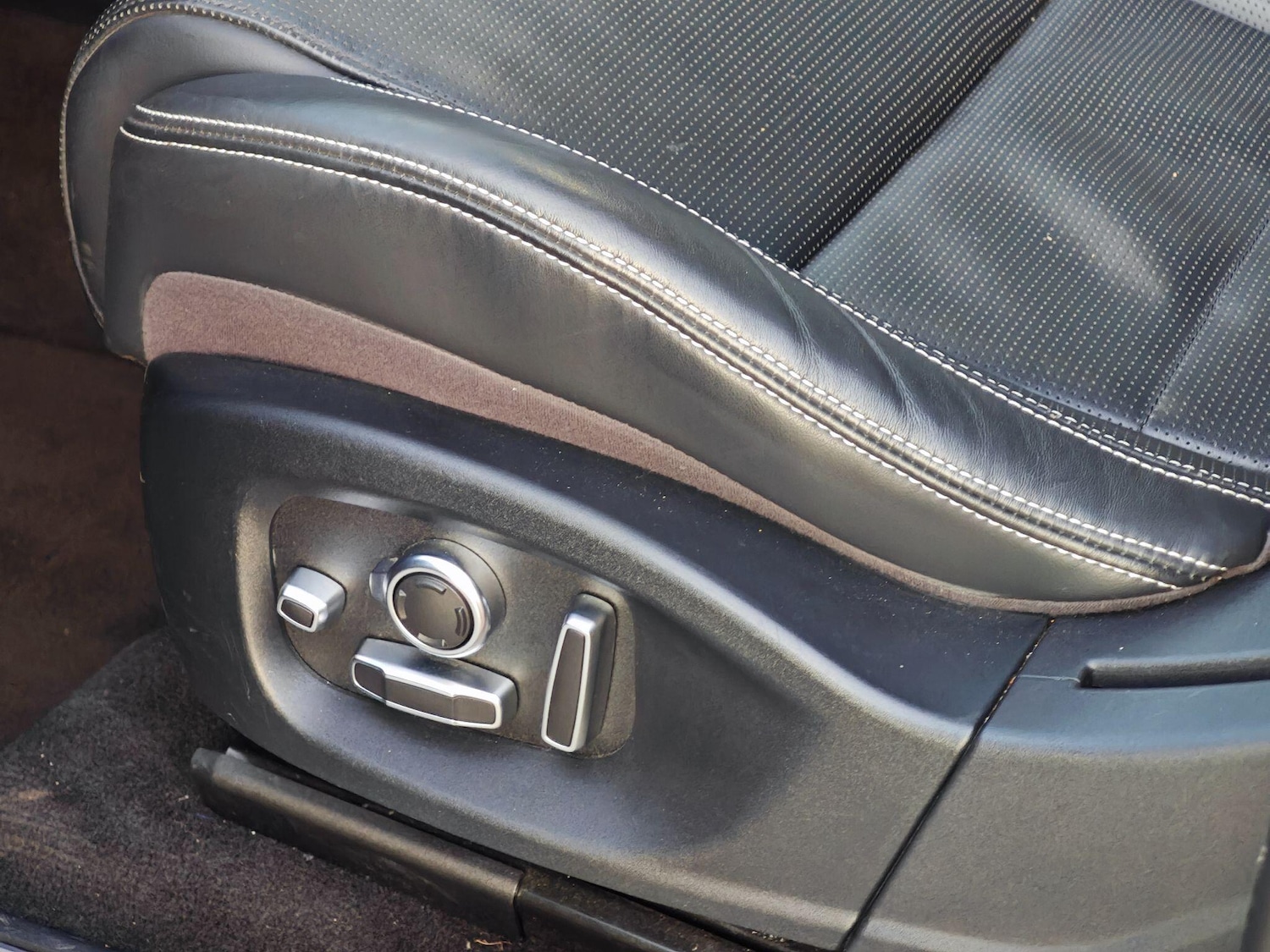 Used Jaguar E-Pace 2018 for sale - 78072684: Photo 18