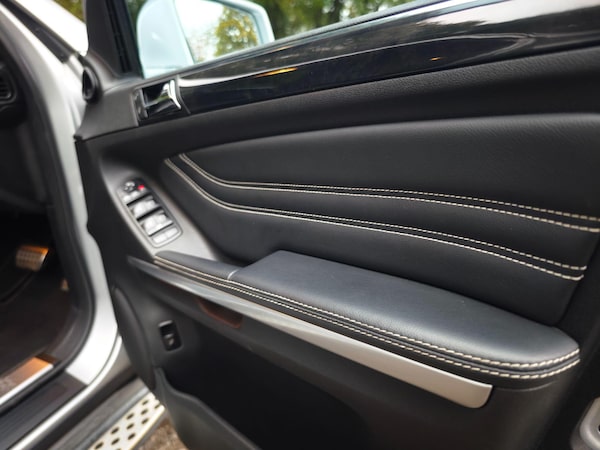 Used Mercedes-Benz M Class 2011 for sale - 76270165: Photo 13