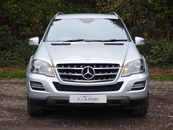 Used Mercedes-Benz M Class 2011 for sale - 76270165: Photo 17