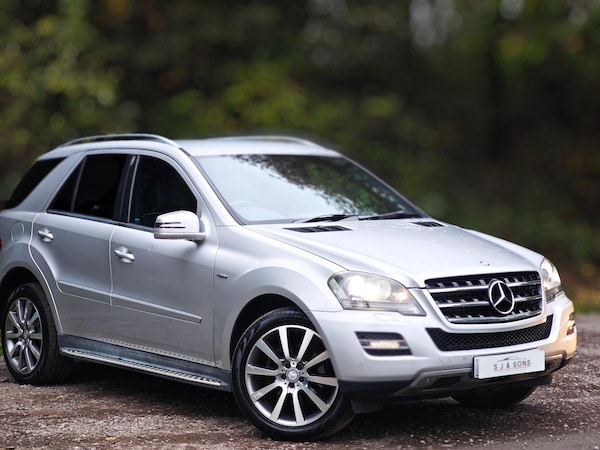Used Mercedes-Benz M Class 2011 for sale - 76270165: Photo 4