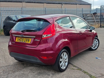 Used Ford Fiesta 2009 for sale - 75707215: Photo