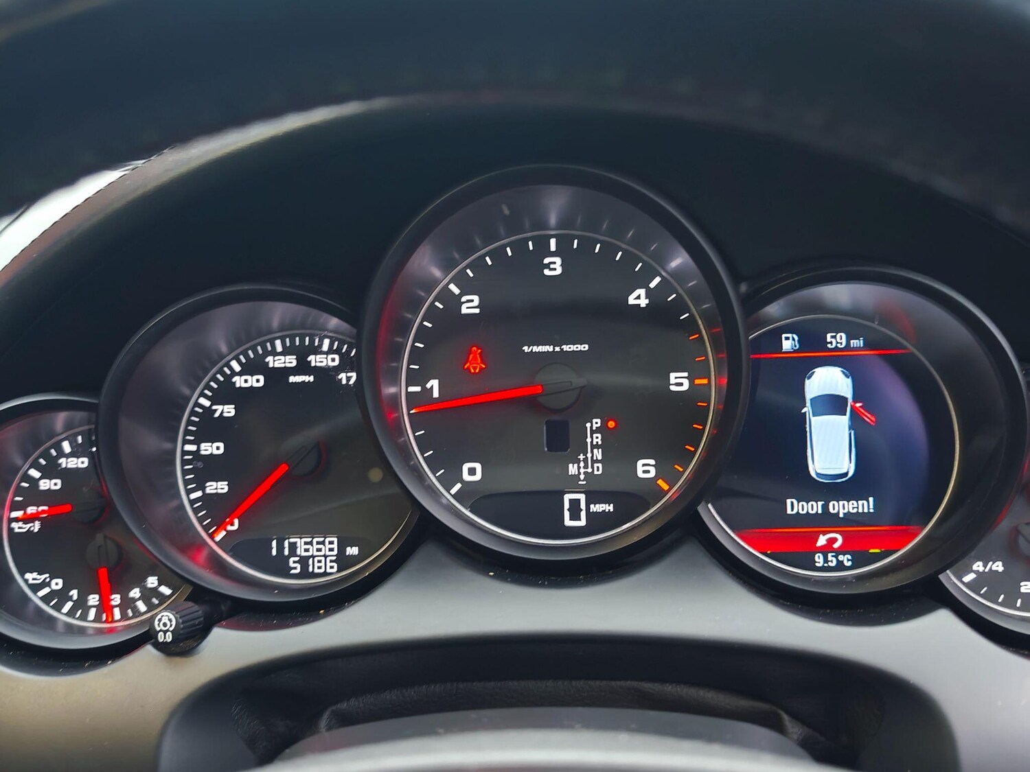 Used Porsche Cayenne for sale - 77825041: Photo 31