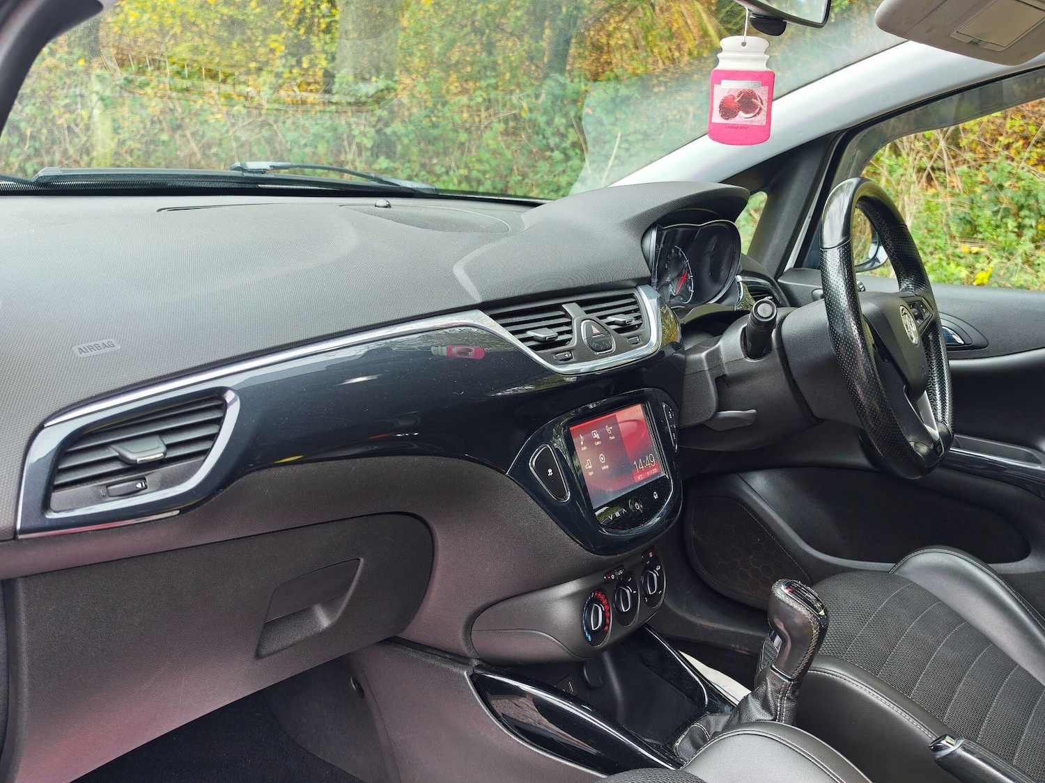 Used Vauxhall Corsa 2015 for sale - 76550345: Photo 12