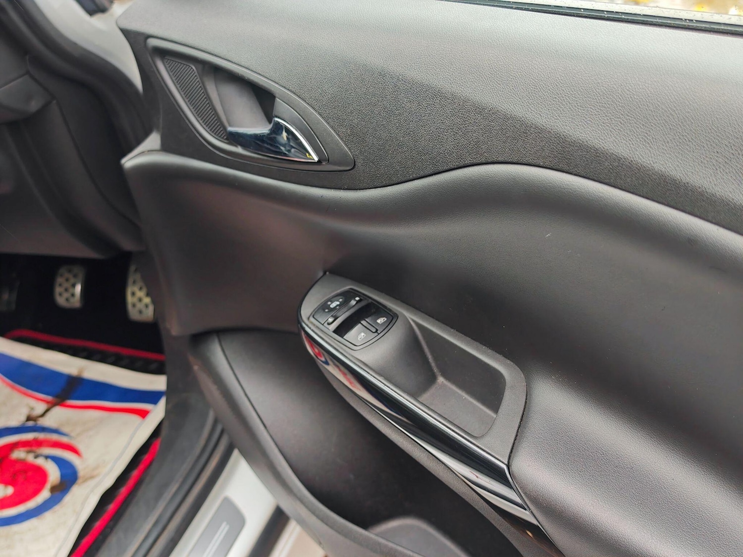 Used Vauxhall Corsa 2015 for sale - 76550345: Photo 13