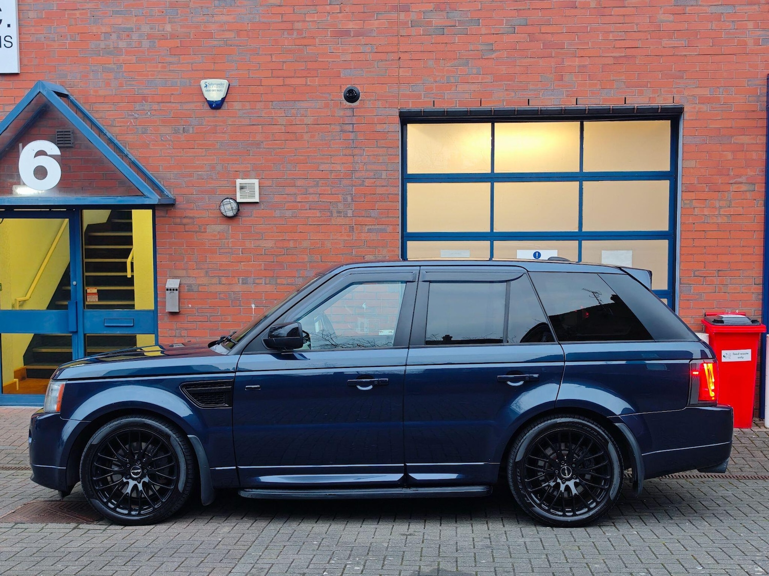 Used Land Rover Range Rover Sport 2013 for sale - 77737298: Photo 16