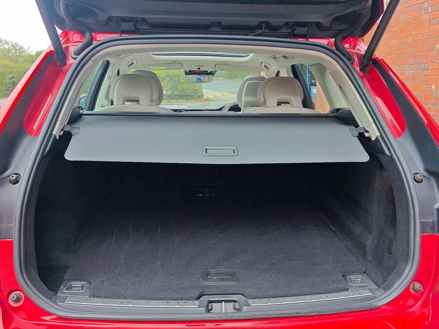 Used Volvo XC60 for sale - 78115925: Photo 10