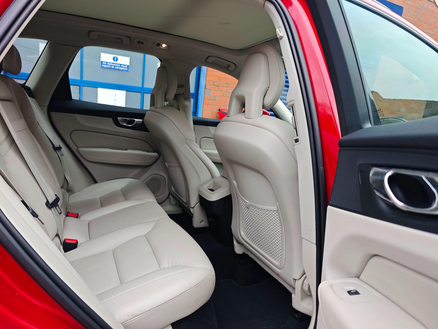 Used Volvo XC60 for sale - 78115925: Photo 17