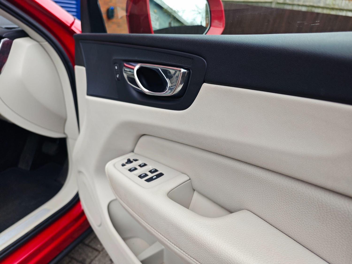 Used Volvo XC60 for sale - 78115925: Photo 23