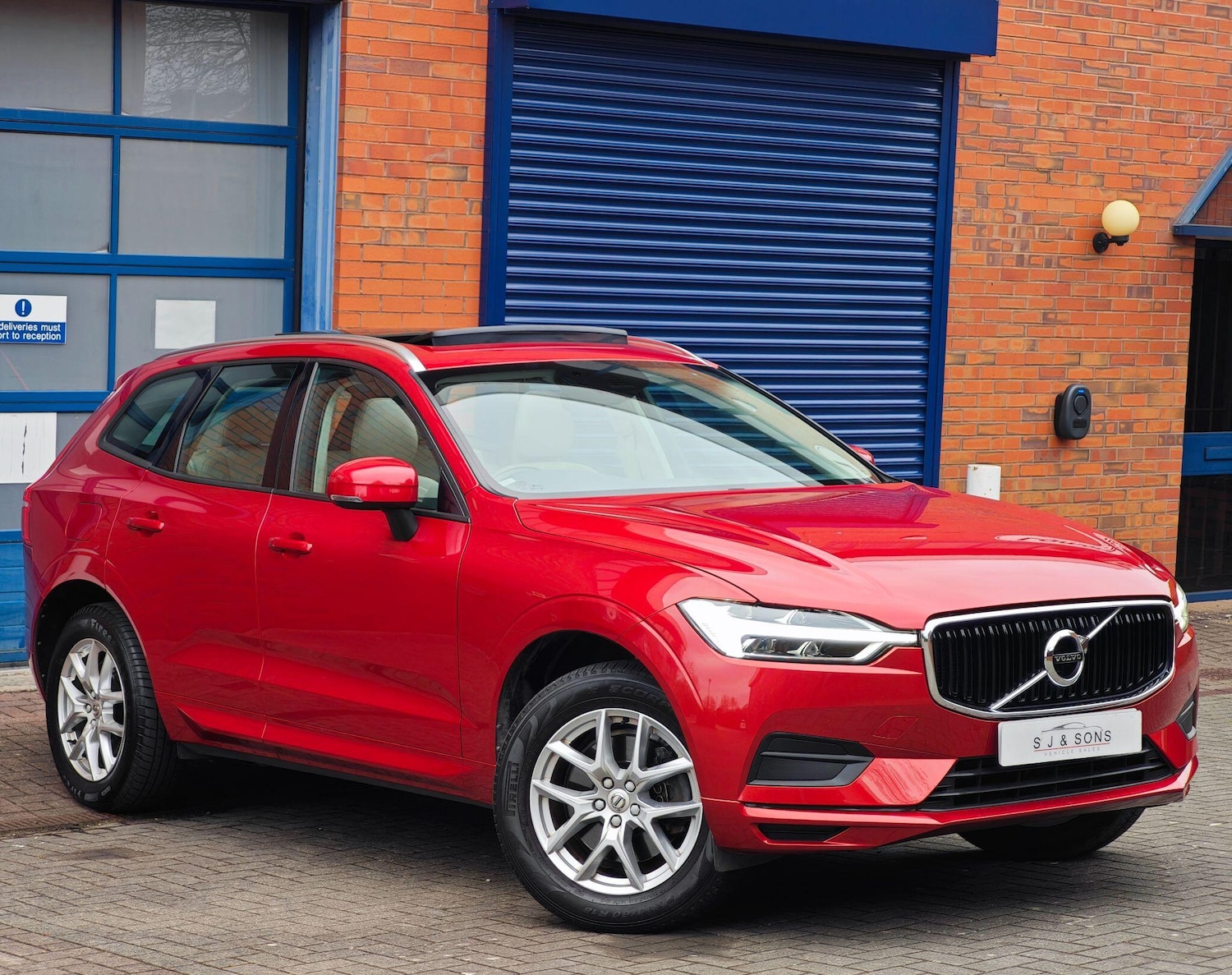Used Volvo XC60 for sale - 78115925: Photo 4