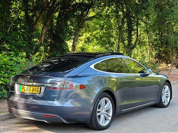 Used Tesla Model S 2015 for sale - 75588737: Photo