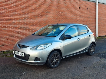 Used Mazda Mazda2 2014 for sale - 76753009: Photo