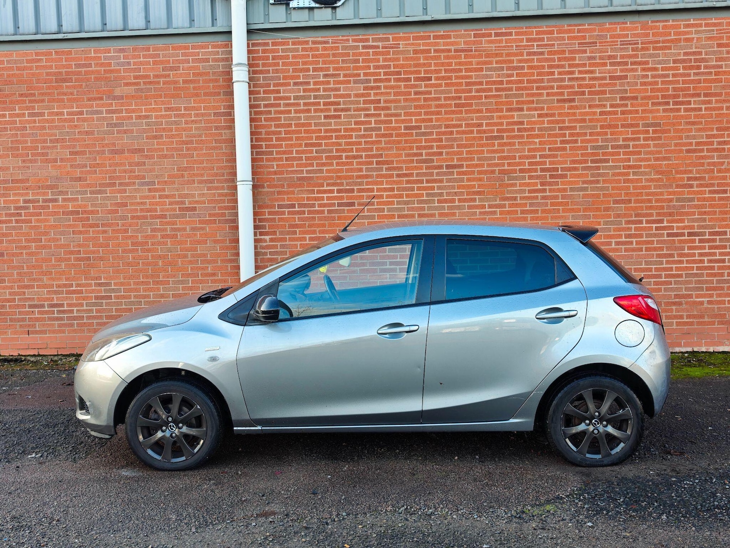 Used Mazda Mazda2 2014 for sale - 76753009: Photo 3