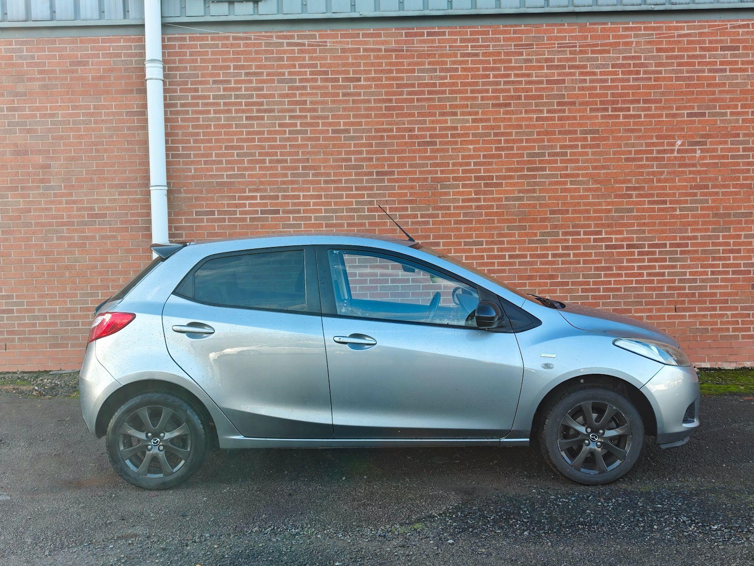 Used Mazda Mazda2 2014 for sale - 76753009: Photo 8