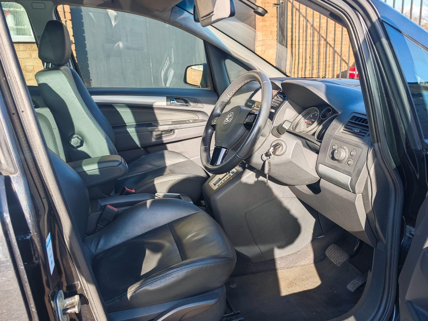 Used Vauxhall Zafira 2010 for sale - 78100103: Photo 7