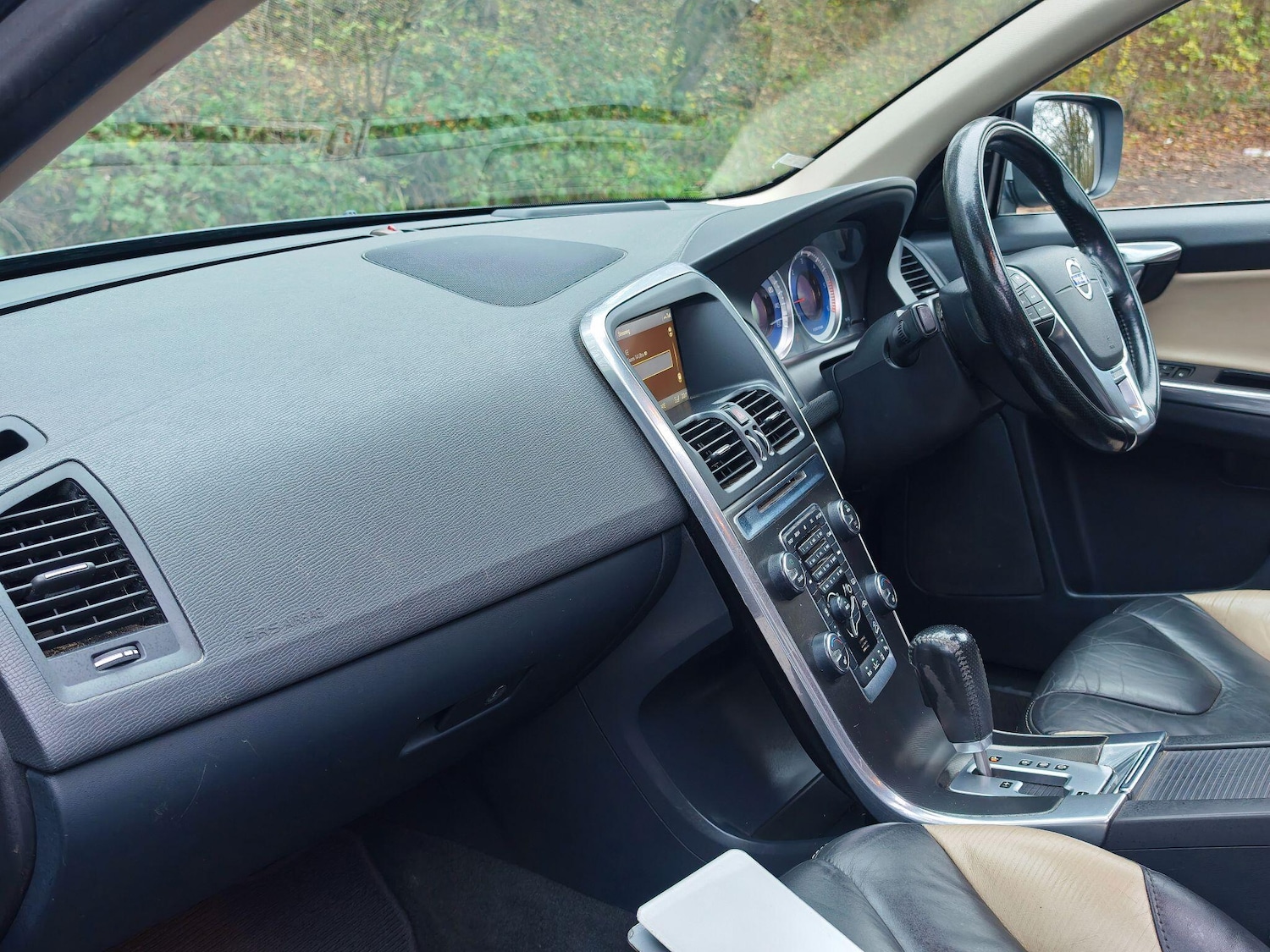 Used Volvo XC60 2012 for sale - 77671518: Photo 21