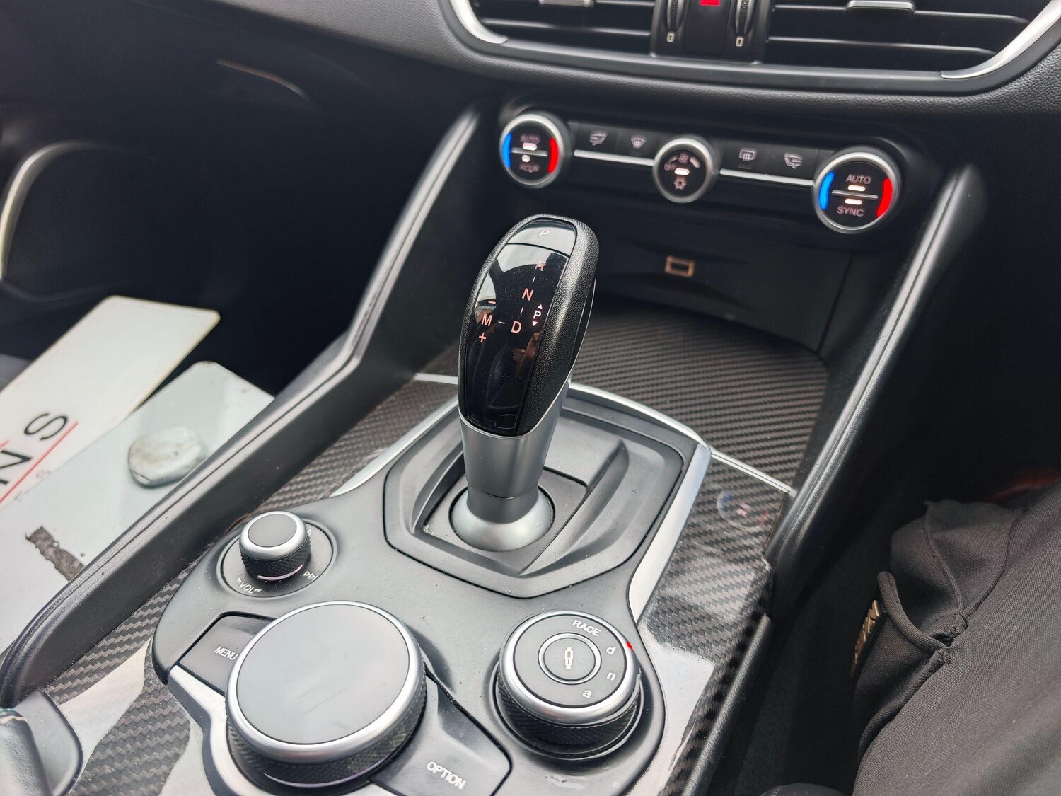 Used Alfa Romeo Giulia 2017 for sale - 77496909: Photo 16