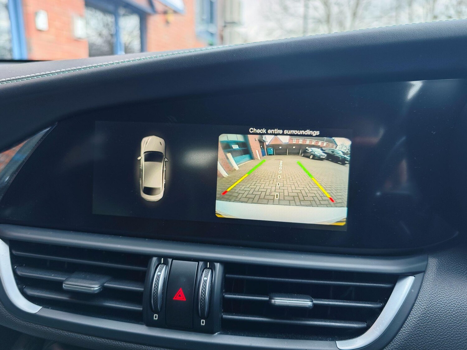 Used Alfa Romeo Giulia 2017 for sale - 77496909: Photo 18