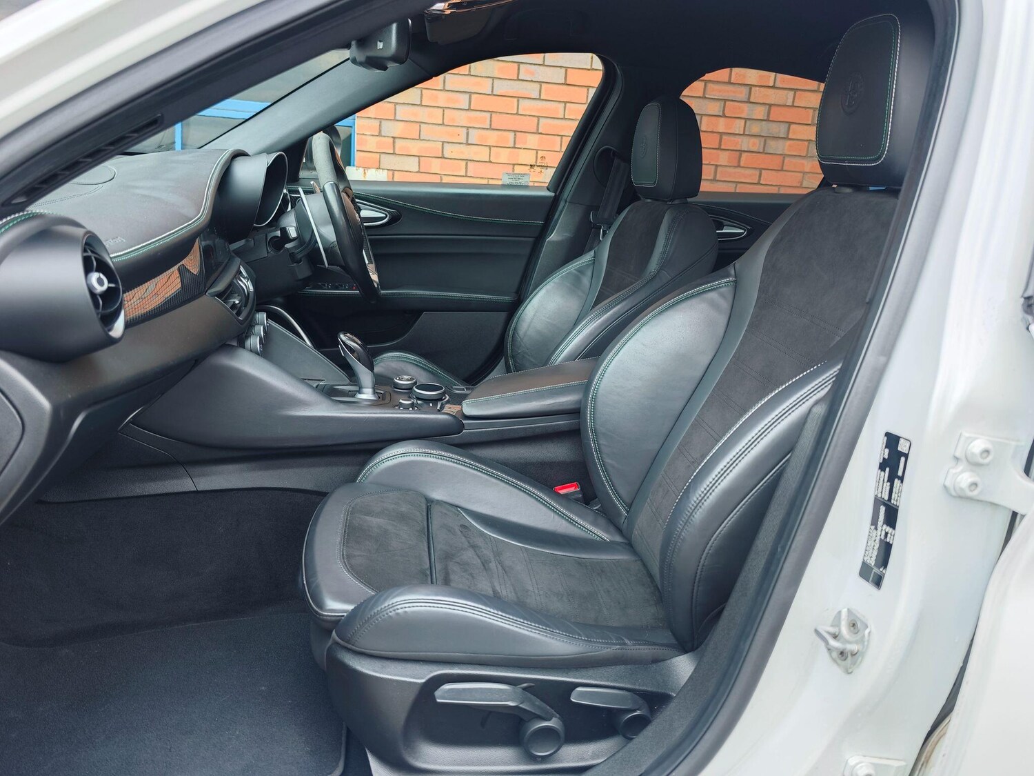 Used Alfa Romeo Giulia 2017 for sale - 77496909: Photo 22