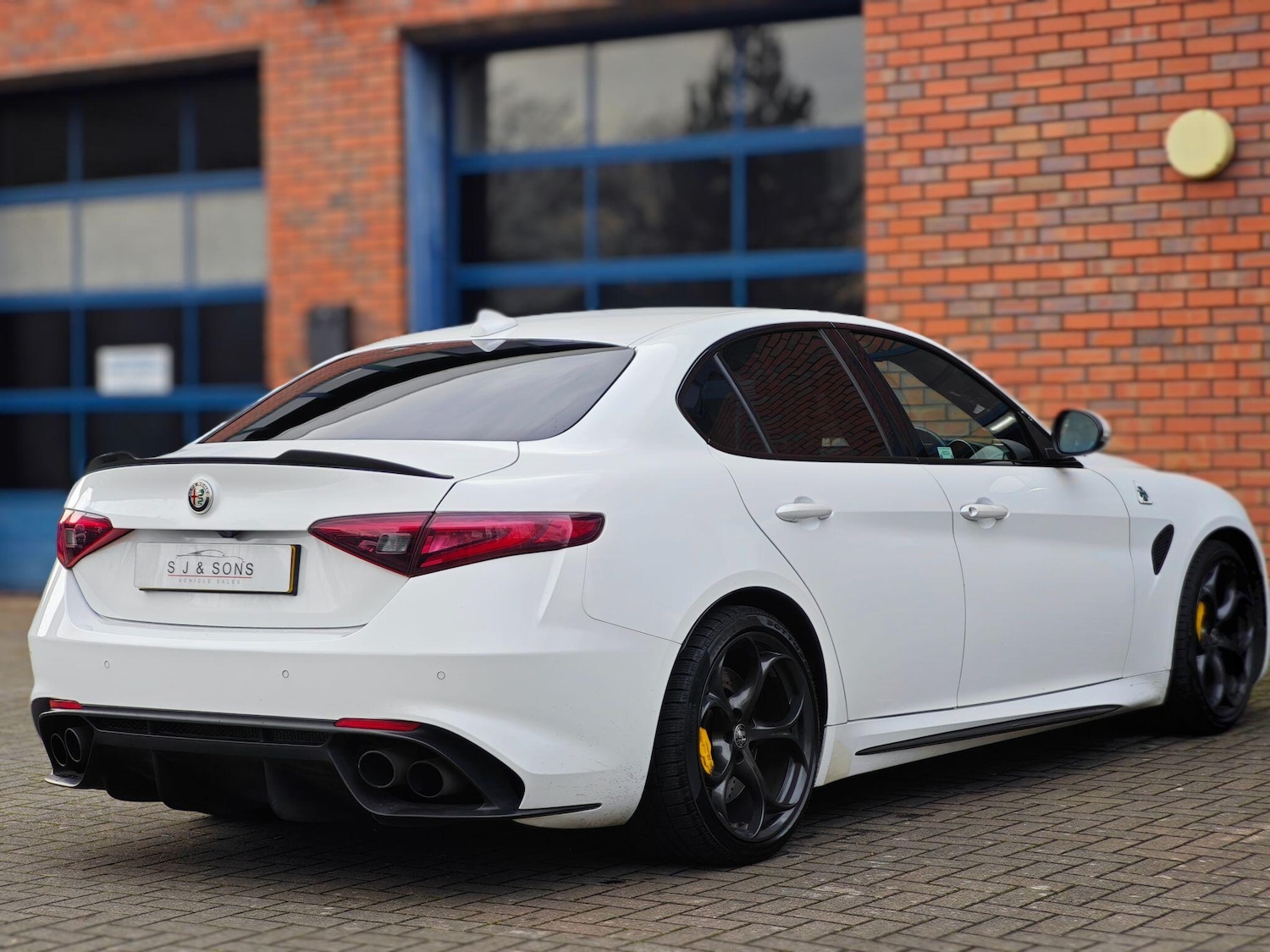 Used Alfa Romeo Giulia 2017 for sale - 77496909: Photo 3